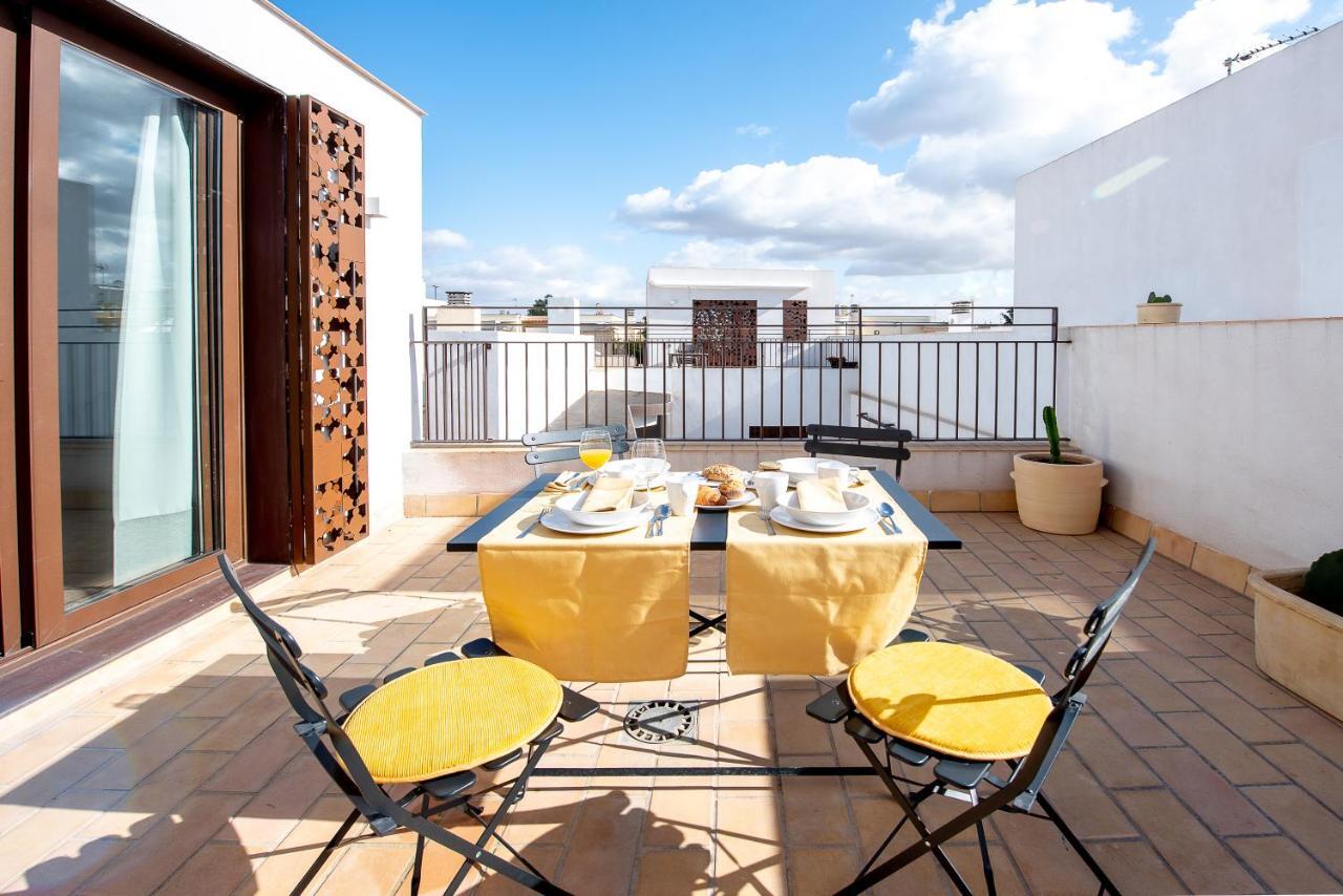 Apartamento Con Terraza En San Luis Apartment Sevilla Bagian luar foto