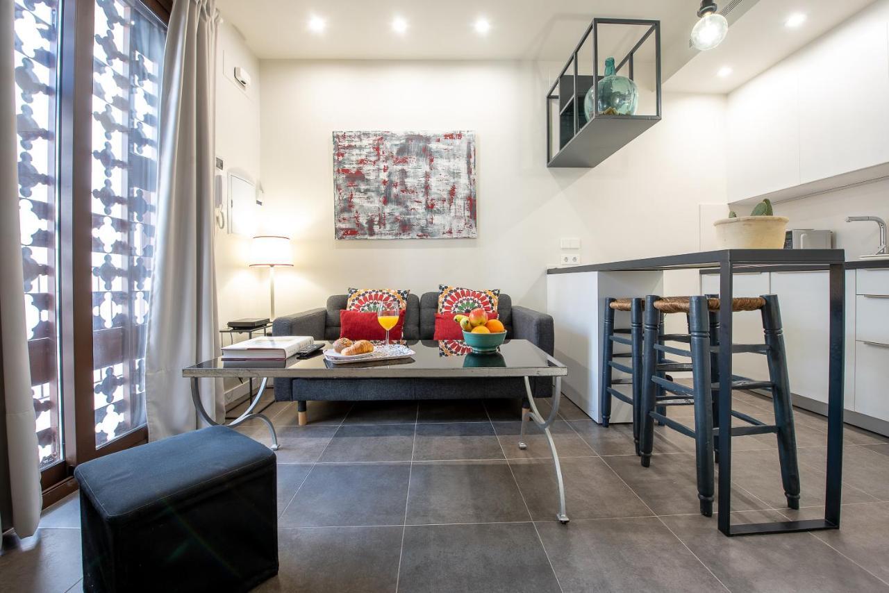 Apartamento Con Terraza En San Luis Apartment Sevilla Bagian luar foto